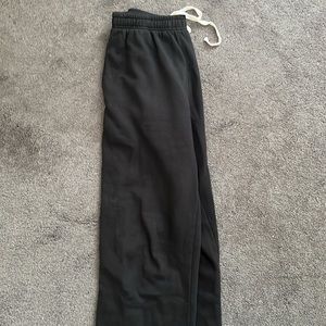 Brandy Melville Black Open Leg Tie Sweatpants